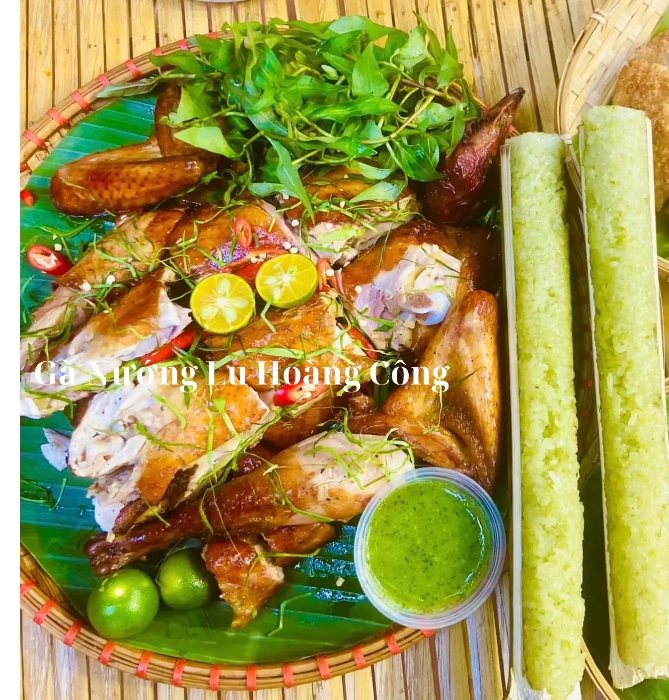 Hình ảnh Combo 1 Con Gà Nướng Lu + 2 Cơm Lam Ngũ Sắc