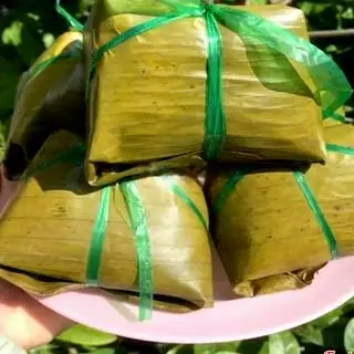 Hình ảnh Bánh giò 2 trứng
