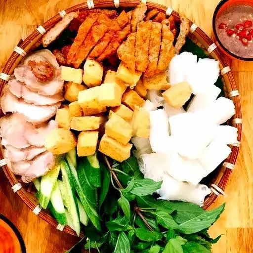 Hình ảnh Bún đậu chả mực
