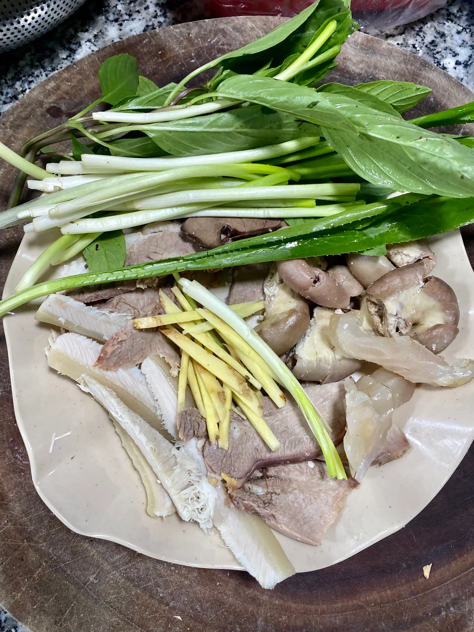 Hình ảnh Lòng Bò Xào Cải Chua