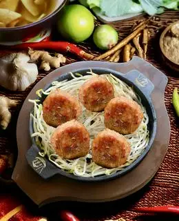 Hình ảnh Bún Chả Việt Suất Chả Băm Giá Ưu Đãi