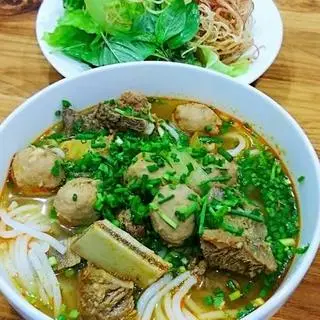 Hình ảnh Bún bò tái bò viên