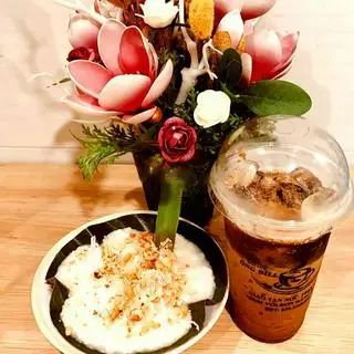 Hình ảnh Cà phê sữa - xôi bắp