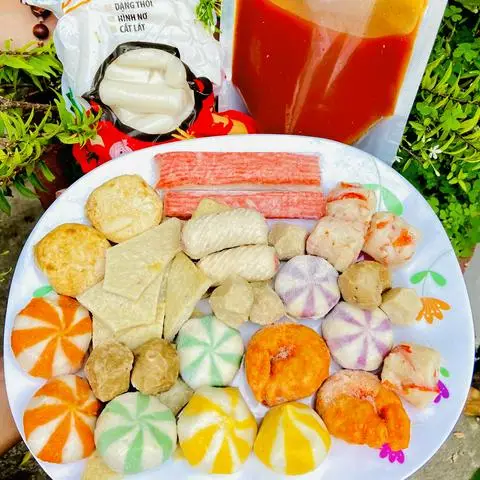 Hình ảnh Combo Bánh Gạo Truyền Thống và Viên Thả Lẩu (VỪA)
