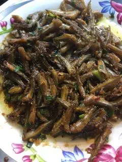Hình ảnh Cá cơm kho tiêu