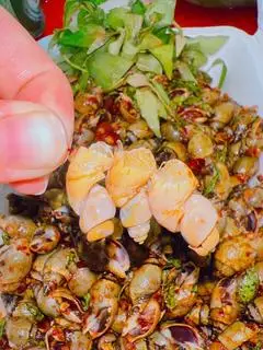 Hình ảnh Ốc cà na ( xào bơ )