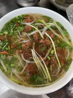 Hình ảnh phở sốt vang