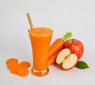 Hình ảnh Nước ép cà rốt + táo