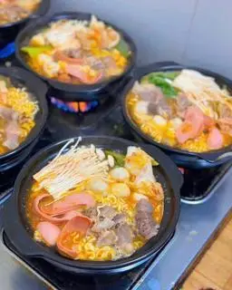 Hình ảnh Mỳ cay bò cá viên 