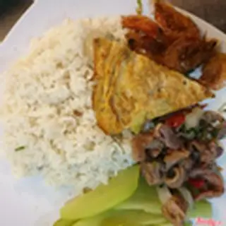 Hình ảnh Cơm - Tôm Rang - Gà Cựa Xào - Trứng Rán