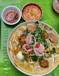 Hình ảnh Bánh canh gạo- chả Bình Định