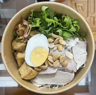 Hình ảnh Bún nước tương thịt đậu trứng