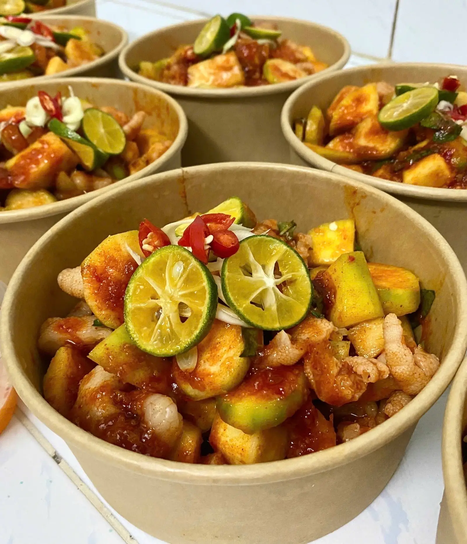 Hình ảnh Chân gà sốt Thái