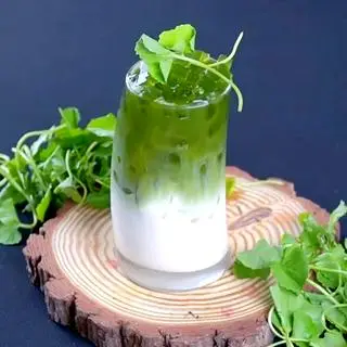 Hình ảnh Rau má sữa tươi 700ml
