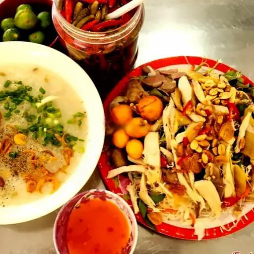 Hình ảnh 2 cháo không thịt - gỏi gà xé - mề trứng non