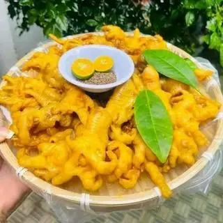 Hình ảnh chân gà ủ muối