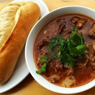 Hình ảnh Bánh mì sốt vang