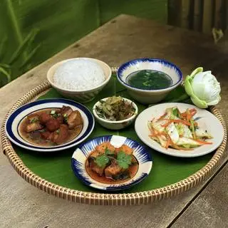 Hình ảnh Set Cơm Thịt Kho Trứng Cút