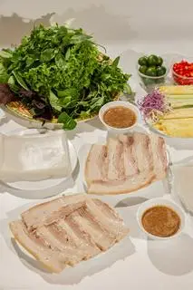 Hình ảnh Bánh tráng thịt luộc