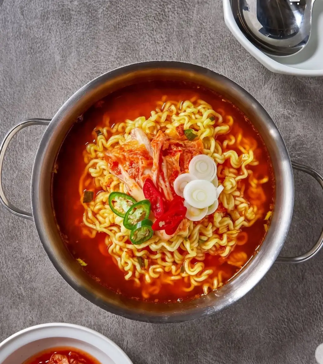 Hình ảnh Mì Koreno kim chi