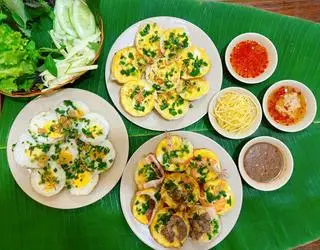 Hình ảnh Bánh Căn Miền Trung ( Đặc Biệt Phủ Trứng )
