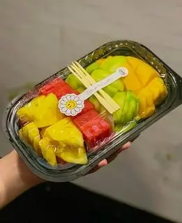Hình ảnh Khay mix Xoài- Cóc- Dứa- Dưa hấu