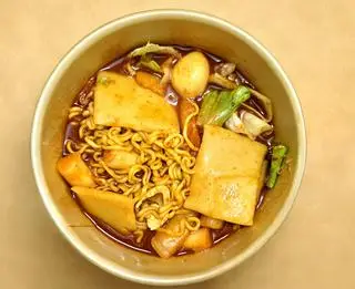 Hình ảnh Mỳ Rabokki chả cá Cay
