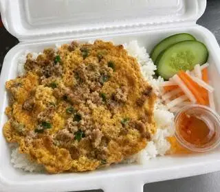 Hình ảnh Cơm Trứng chiên thịt bằm