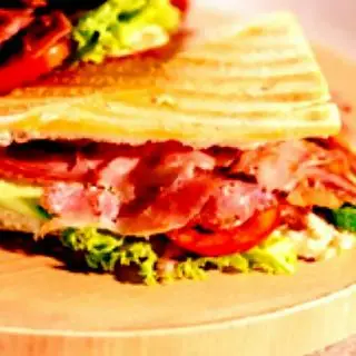 Hình ảnh Kebab thịt heo xông khói