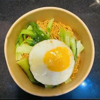 Hình ảnh Mì trộn trứng lòng đào