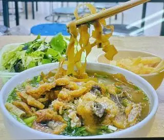 Hình ảnh Bánh đa cá  tô thường