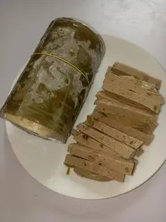 Hình ảnh Chả lụa ớt xiêm cây 500gr