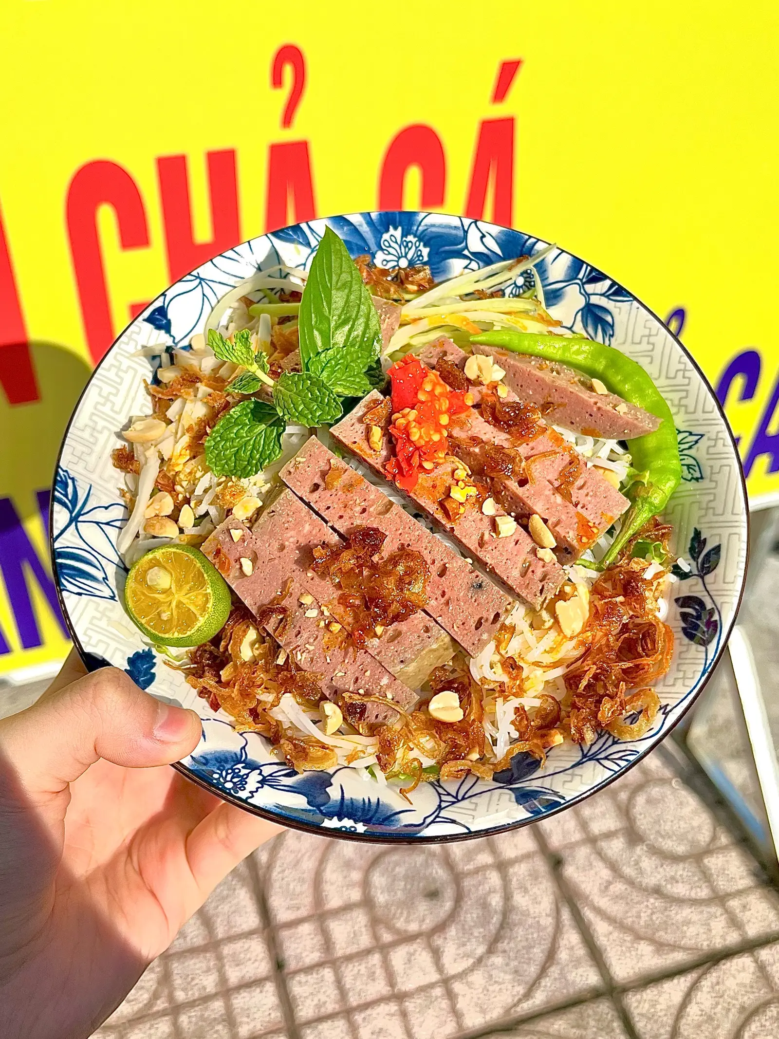 Hình ảnh Bún mắm nêm chả bò