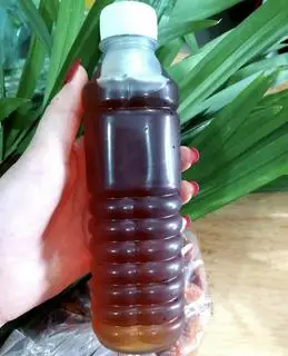 Hình ảnh 2 chai sâm lạnh đường phèn