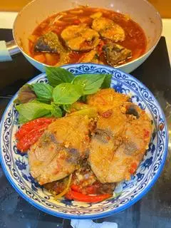Hình ảnh Bún cá ngừ kho cay