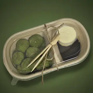 Hình ảnh Bánh mochi chấm kem vị matcha