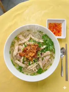 Hình ảnh Bánh canh gà xé