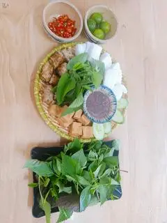 Hình ảnh Bún đậu nem rán Hà Nội