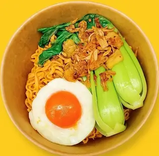 Hình ảnh Mì trộn tóp mỡ trứng lòng đào