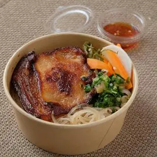 Hình ảnh Cơm tấm sườn - bì