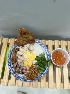 Hình ảnh Bánh ướt lòng gà đặc biệt