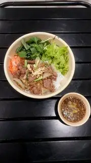 Hình ảnh Bún thịt heo xào