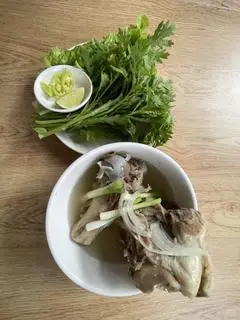Hình ảnh Hủ tiếu xí quánh tủy ( nước,khô )