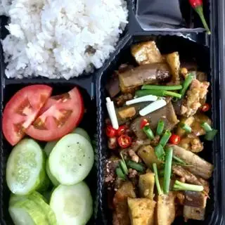 Hình ảnh Cơm Cà Tím Xào Bò