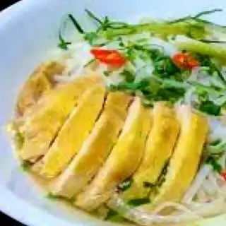 Hình ảnh Phở gà chặt