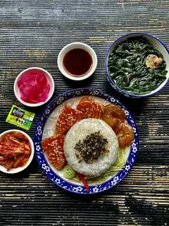 Hình ảnh Set cơm cá hồi - tôm
