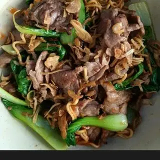 Hình ảnh mì xào bò 
