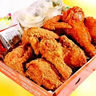 Hình ảnh Gà 1 con nửa chiên nửa sốt