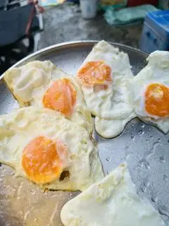 Hình ảnh Trứng Ốp La Thêm