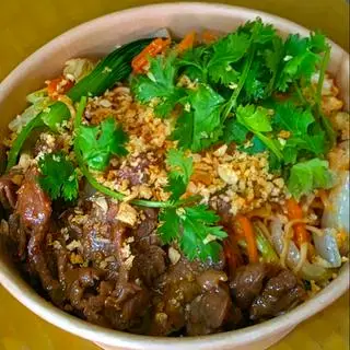Hình ảnh mì xào thịt bò rau củ